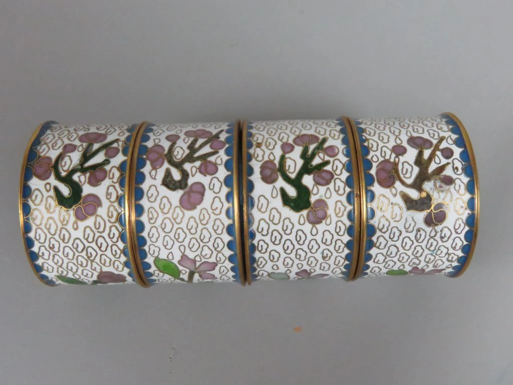 Set van 10 handgemaakte cloisonné servetringen met bloemmotief - foto 7