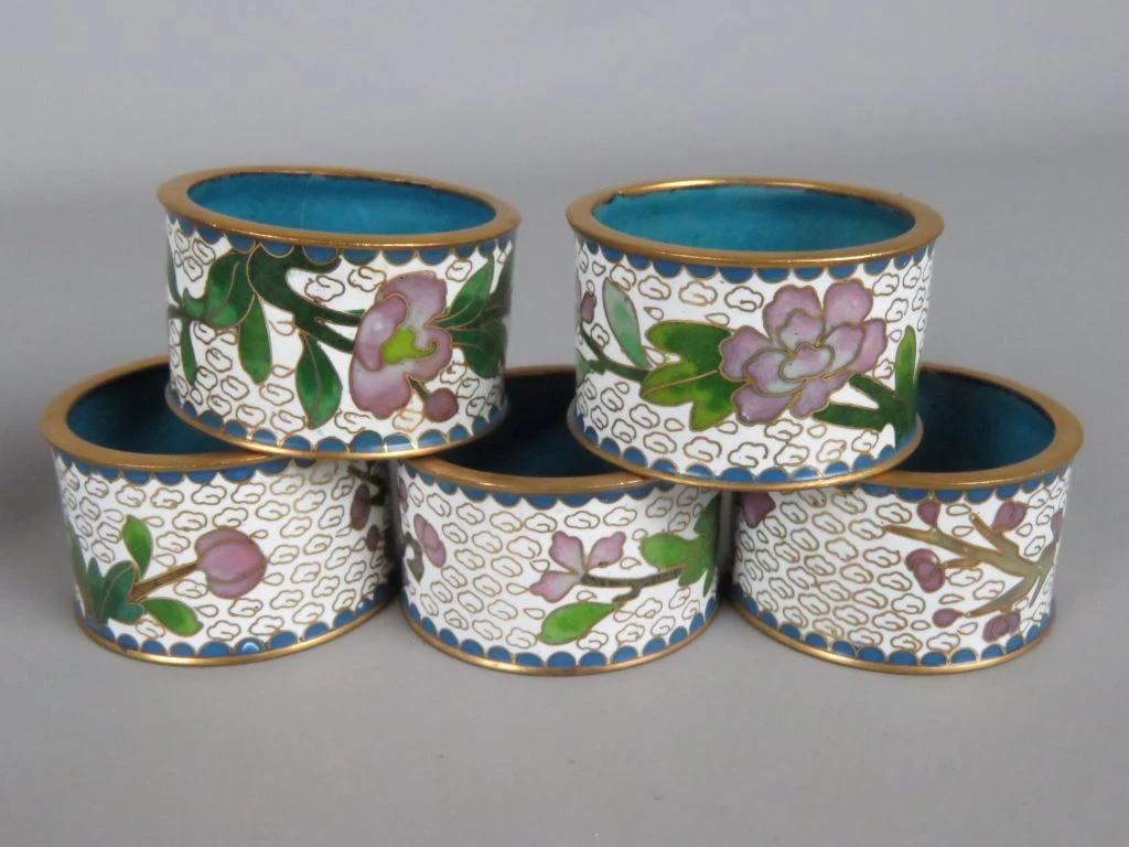 Set van 10 handgemaakte cloisonné servetringen met bloemmotief - foto 4