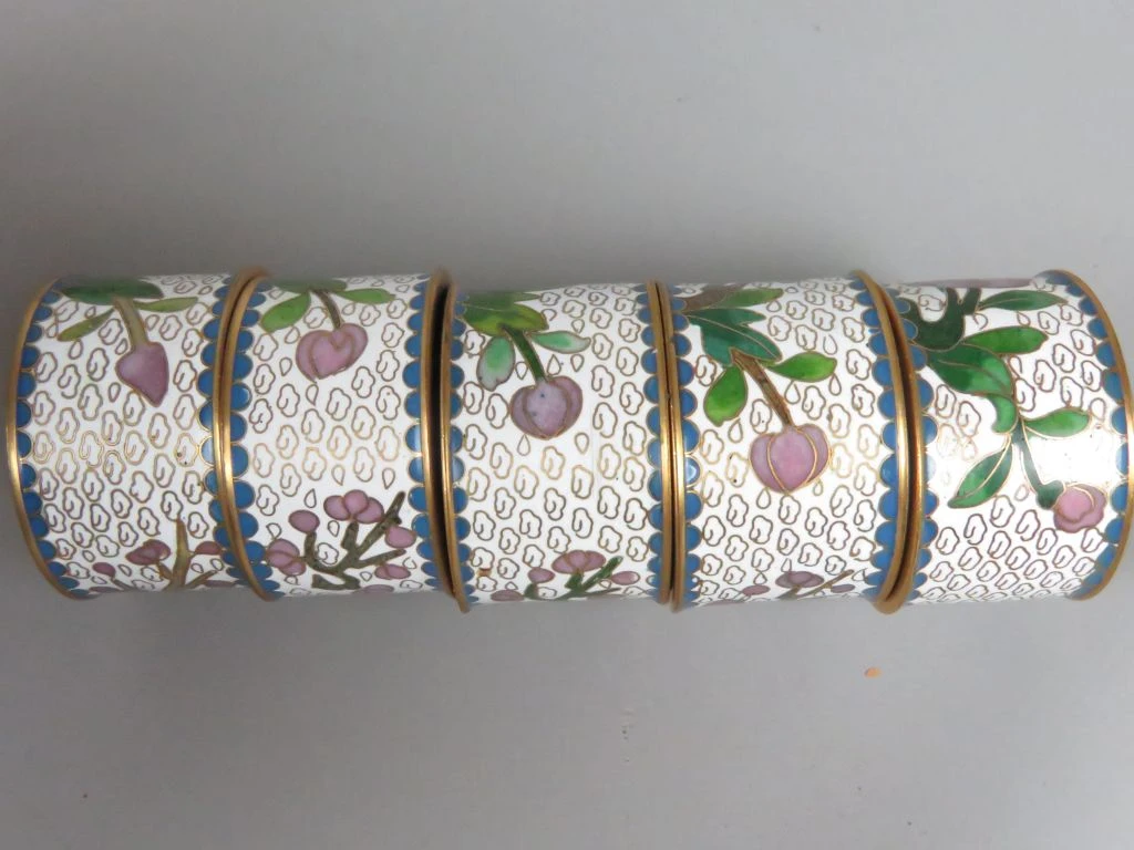 Set van 10 handgemaakte cloisonné servetringen met bloemmotief - foto 9