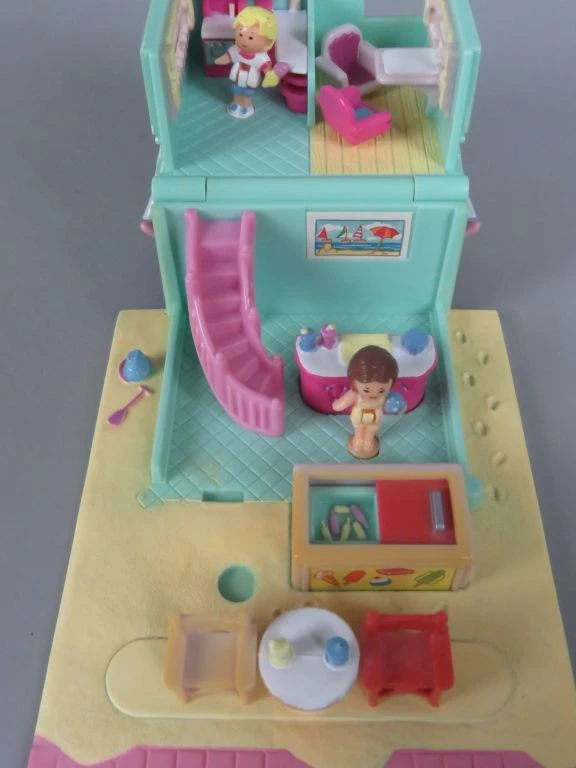 Polly Pocket Speelgoed Café met Figuren en Meubilair - foto 8