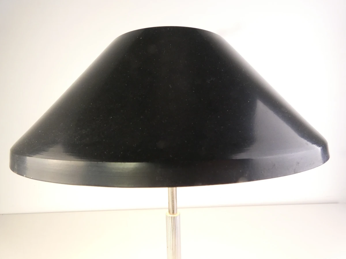 Tijdloos Deens Design (Jo Hammerborg Stijl!) bureaulamp met metalen voet - foto 4