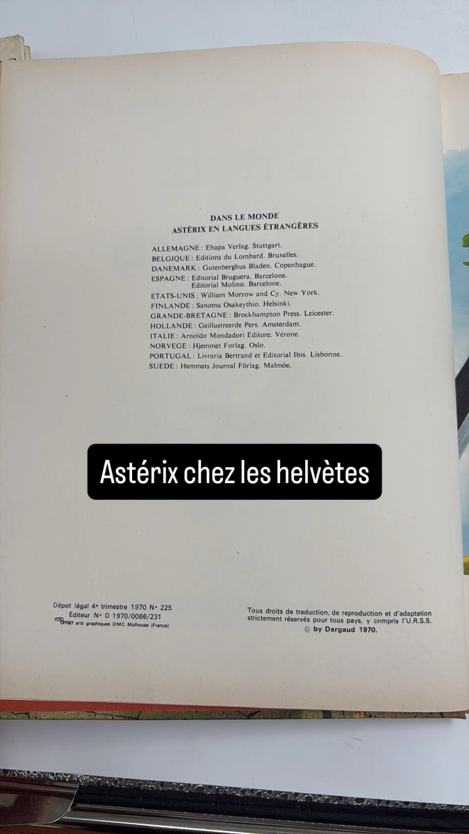 6 Asterix strips in het Frans - harde kaft - foto 8