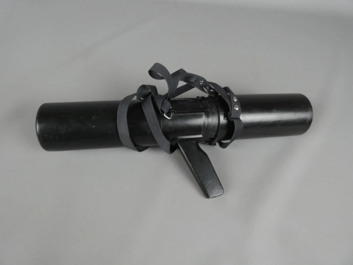 Zwarte spottingscope met handgreep en koker (serienummer N935841) - foto 6