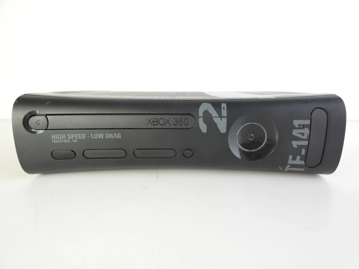 Gelimiteerde Xbox 360 console met controller en Elite Call of Duty: Modern Warfare 2 Limited Edition - foto 4