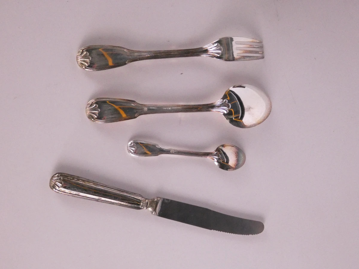 Bestekset in koffer, deels verzilverd en inox - foto 5