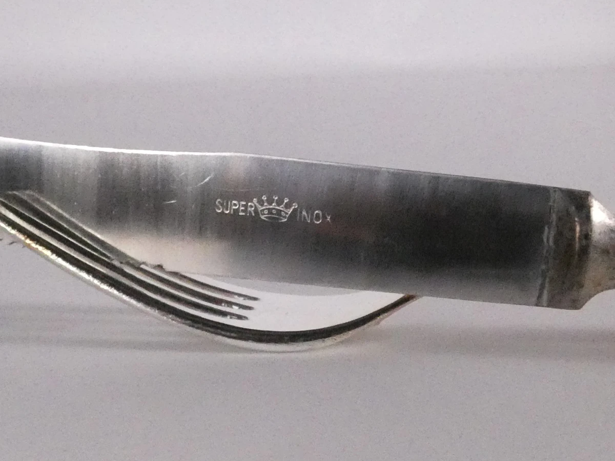 Bestekset in koffer, deels verzilverd en inox - foto 8