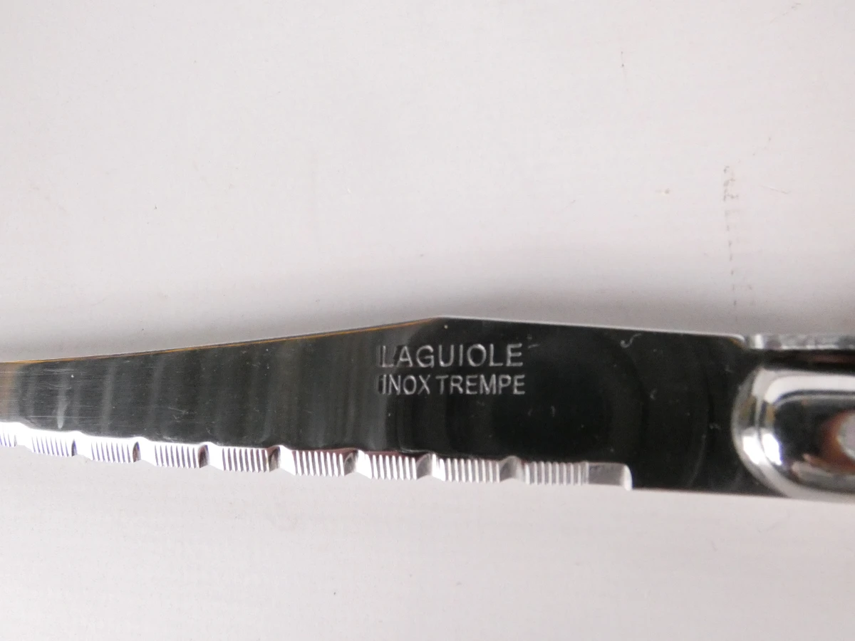 Set Laguiole gemerkt bestek met blauwe en ivoorkleurige handvatten - foto 16