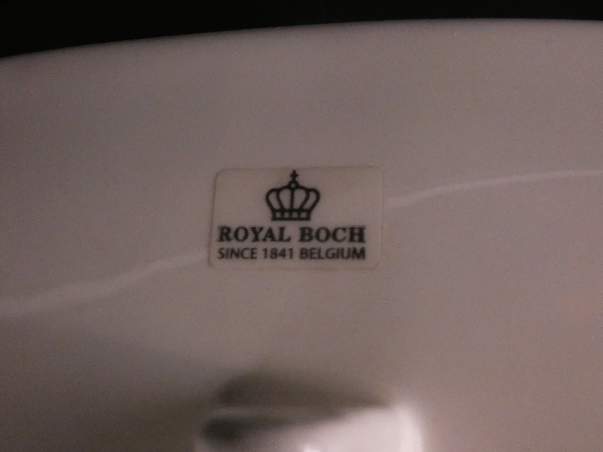 Royal Boch wit servies set met borden, kommen en lepels - foto 6