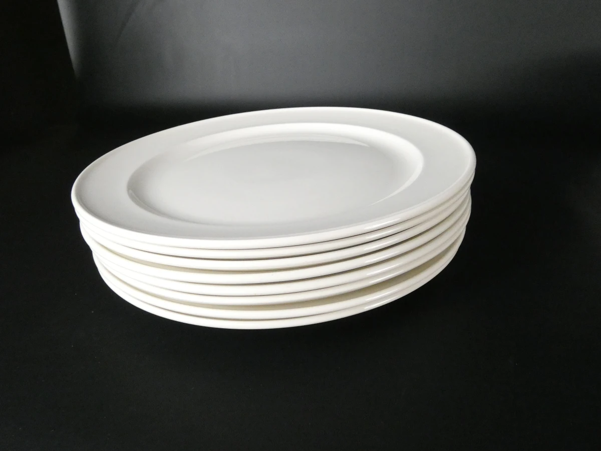Royal Boch wit servies set met borden, kommen en lepels - foto 12