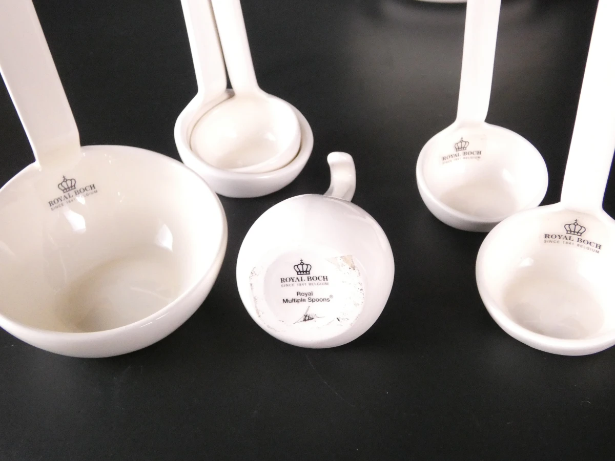 Royal Boch wit servies set met borden, kommen en lepels - foto 17