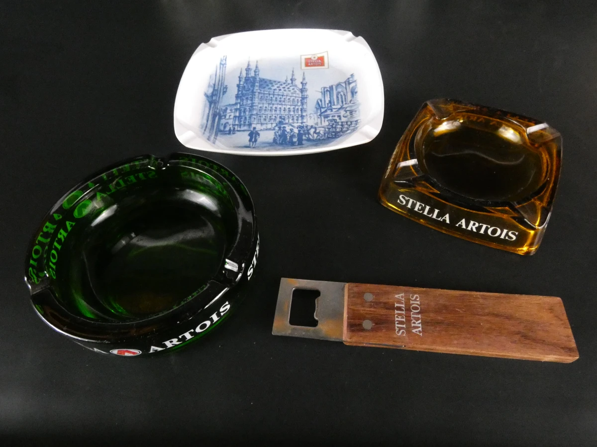 Set Stella Artois bierglazen, asbakken en accessoires - foto 2