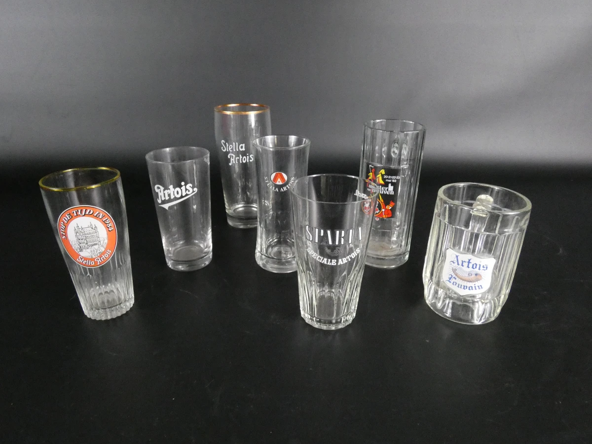 Set Stella Artois bierglazen, asbakken en accessoires - foto 8