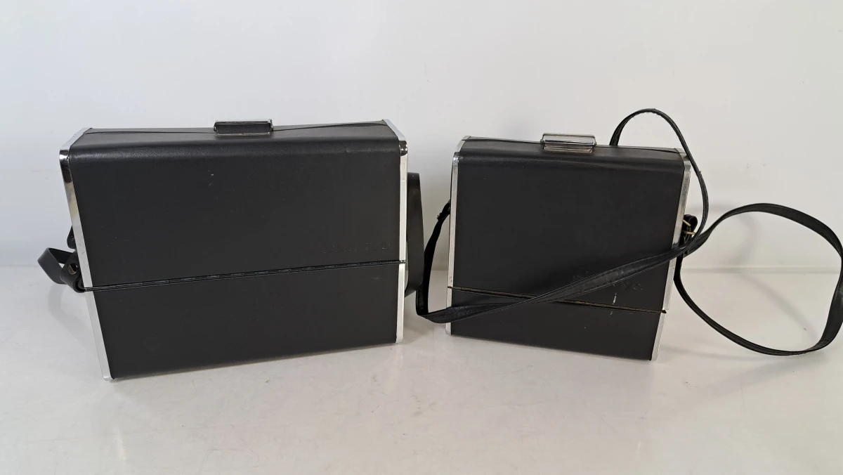 Set vintage Sankyo 8mm filmcamera's met handleidingen - foto 2