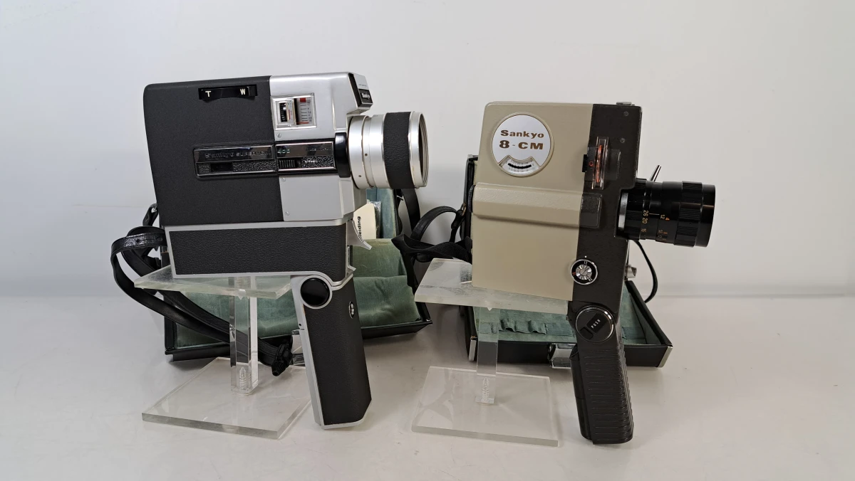 Set vintage Sankyo 8mm filmcamera's met handleidingen - foto 3