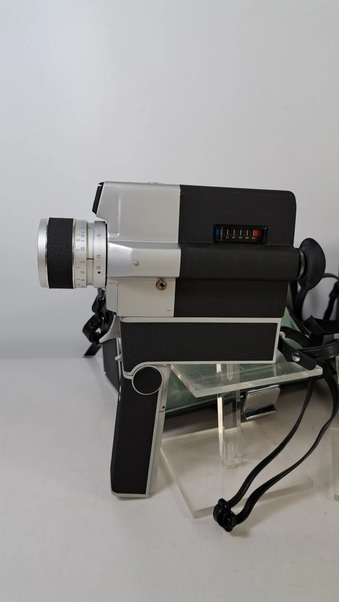 Set vintage Sankyo 8mm filmcamera's met handleidingen - foto 7