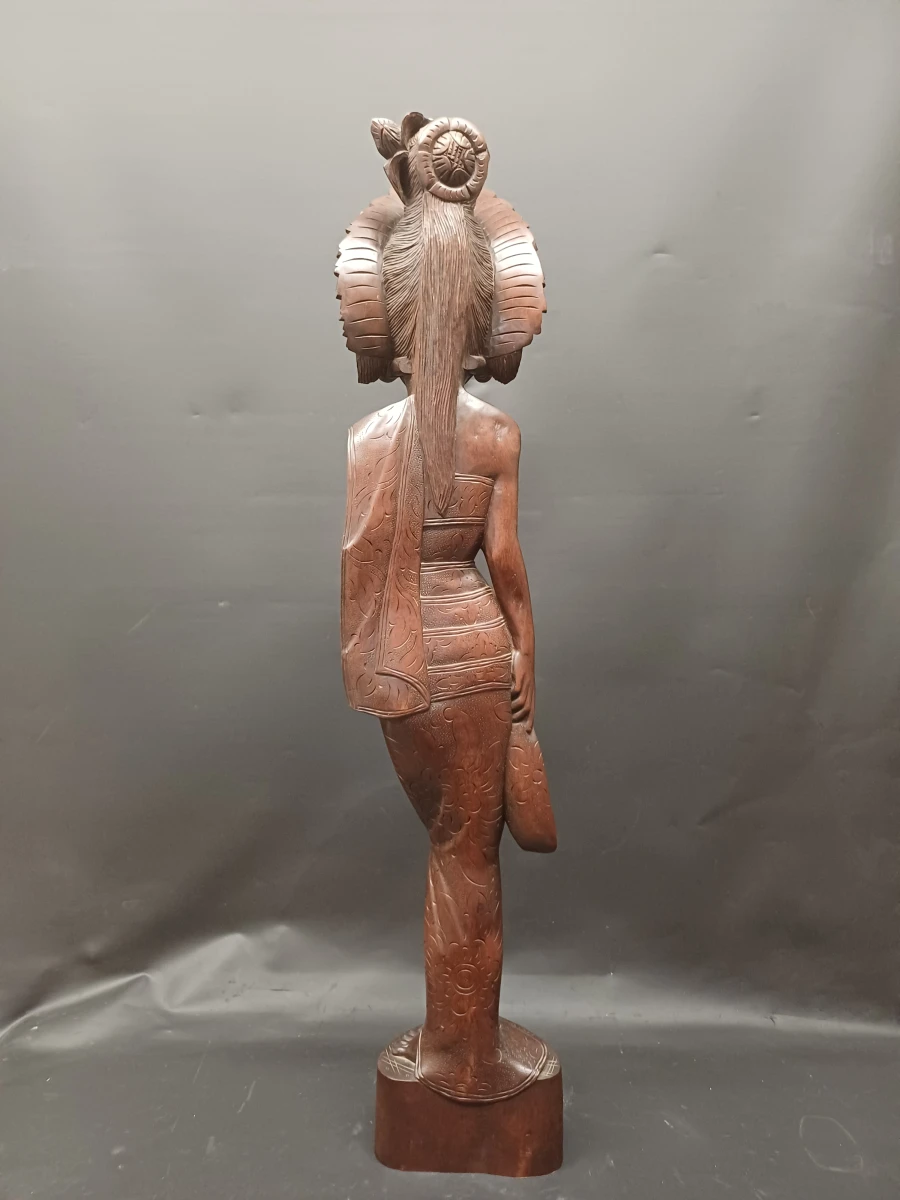 Houten Indonesisch beeld - foto 4