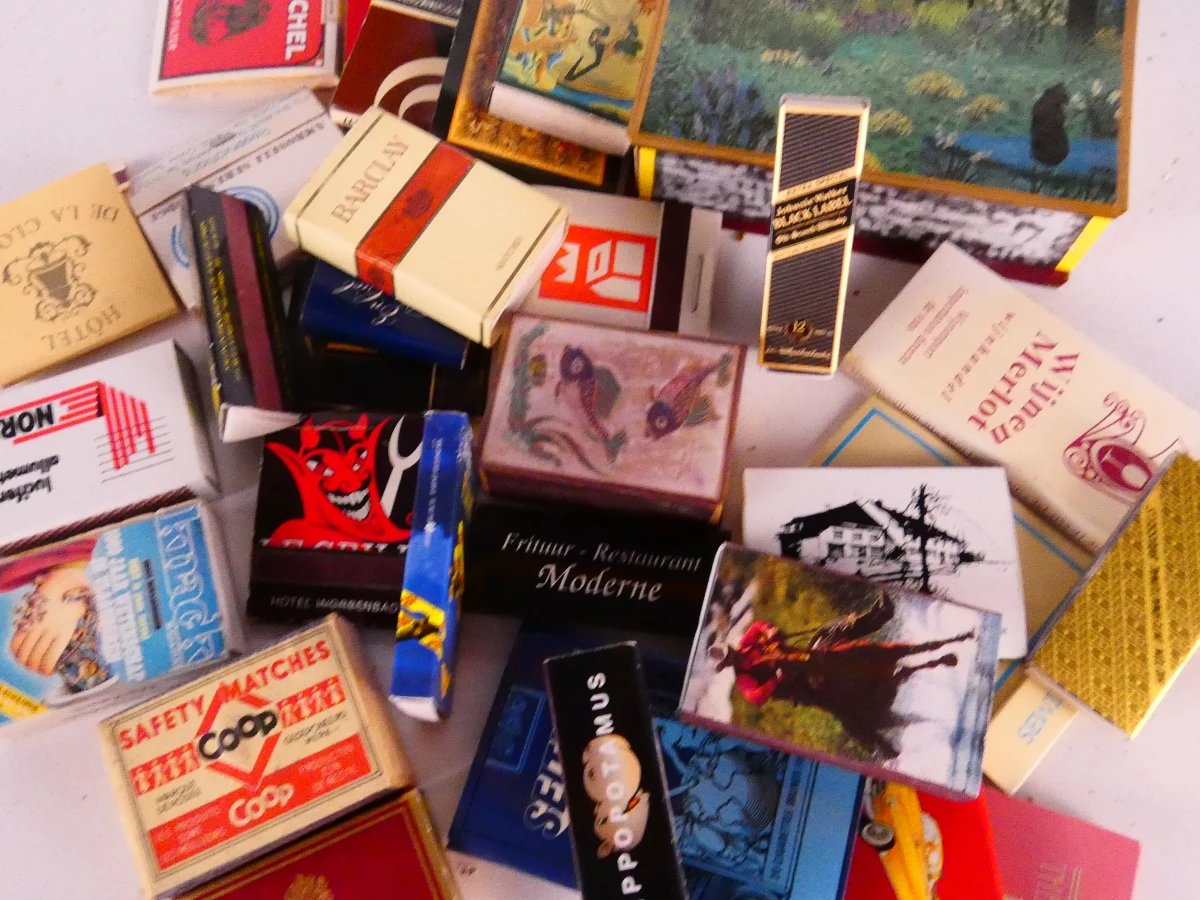 Gevarieerde verzameling vintage luciferdoosjes - foto 6