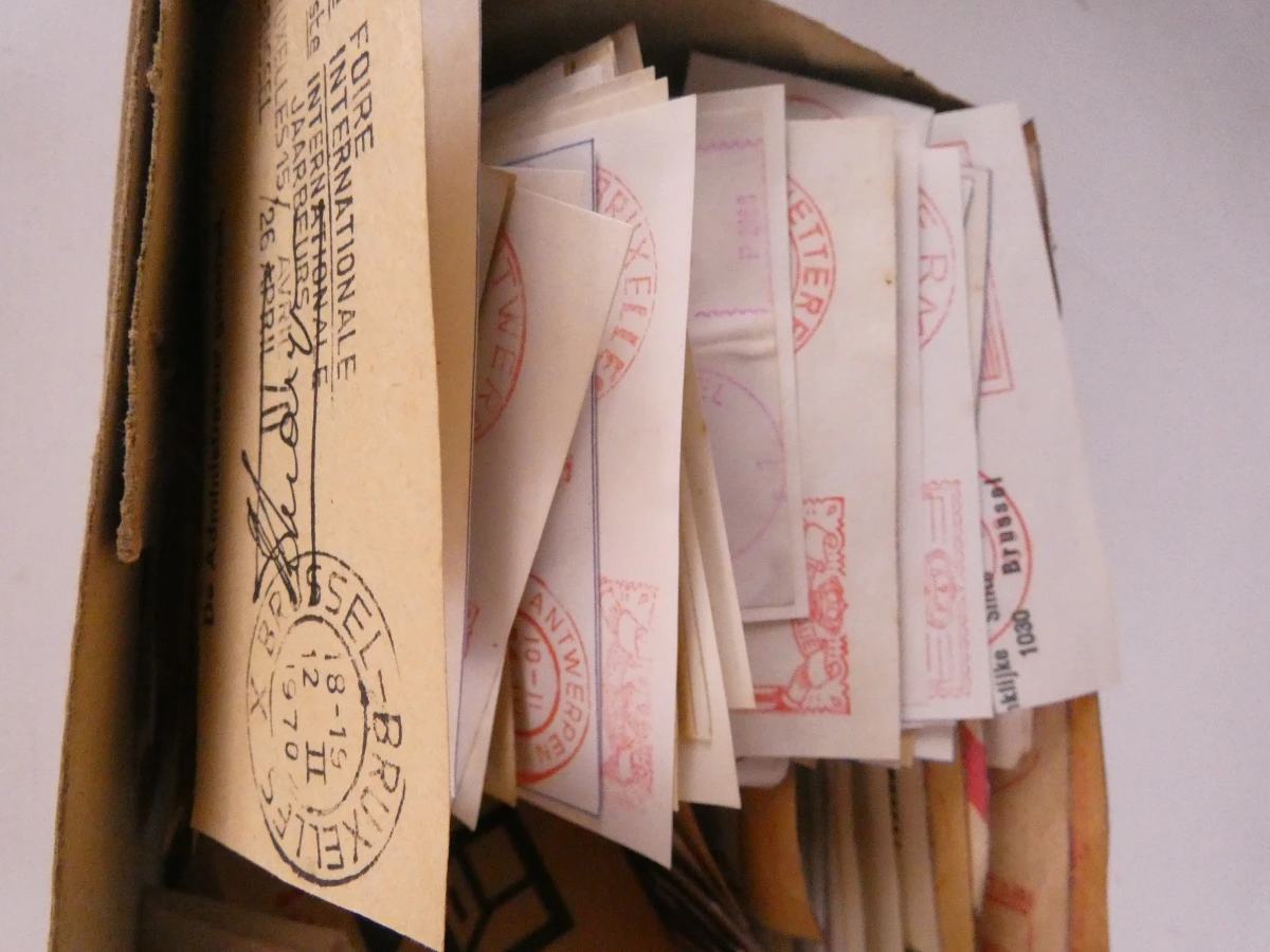 Grote verzameling postzegels met album en losse vellen - foto 14
