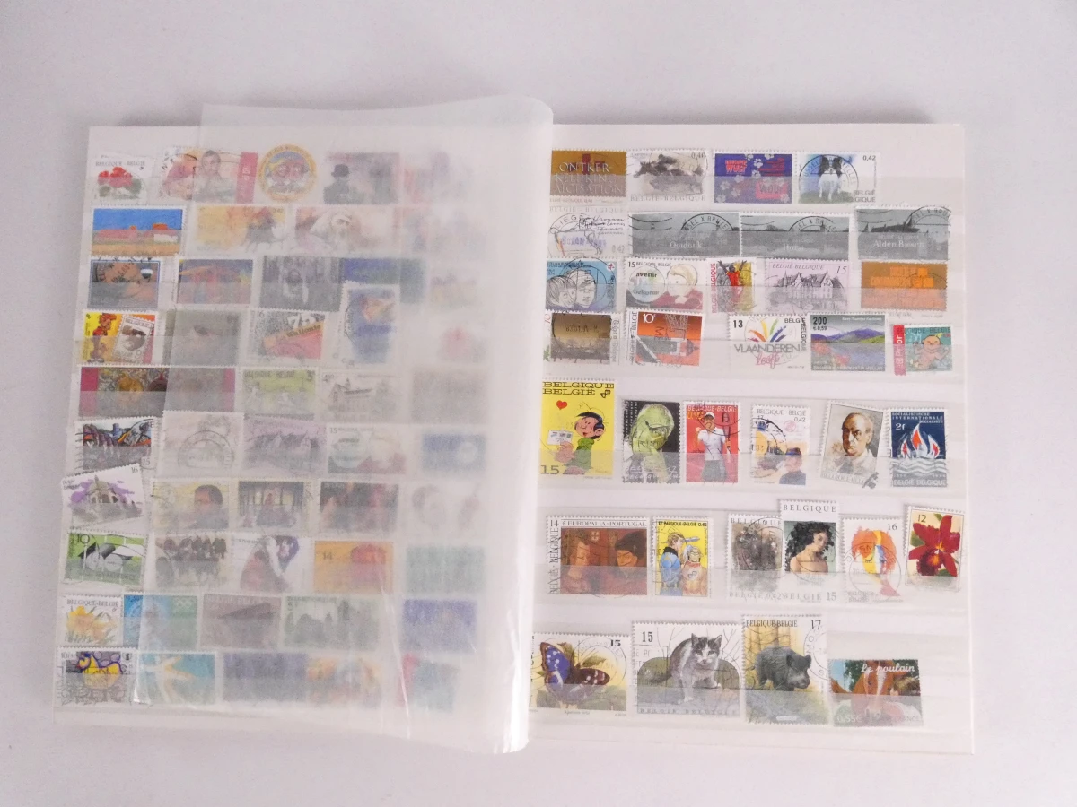 Grote verzameling postzegels met album en losse vellen - foto 20