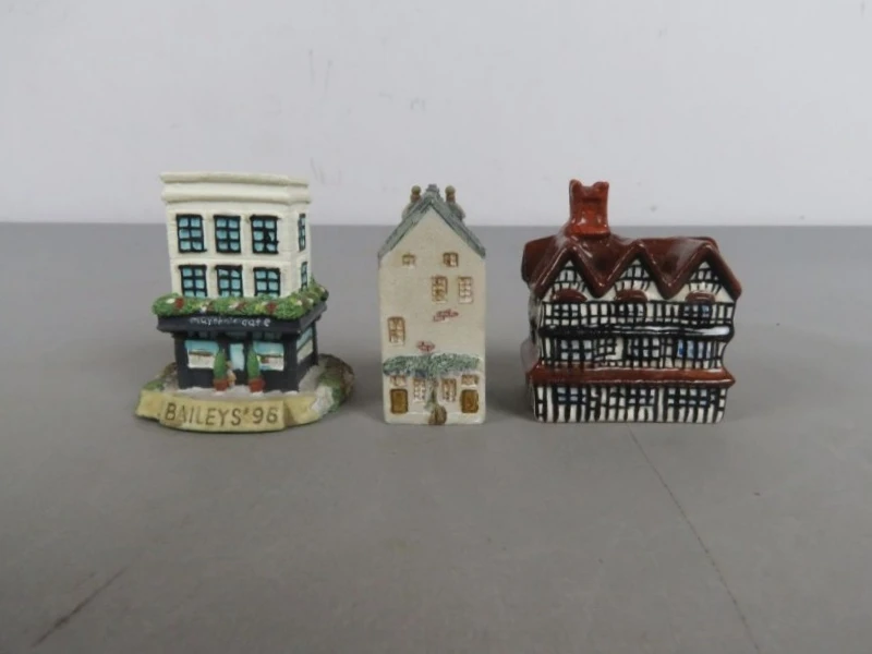 3 Keramieken miniatuur huisjes - foto 10