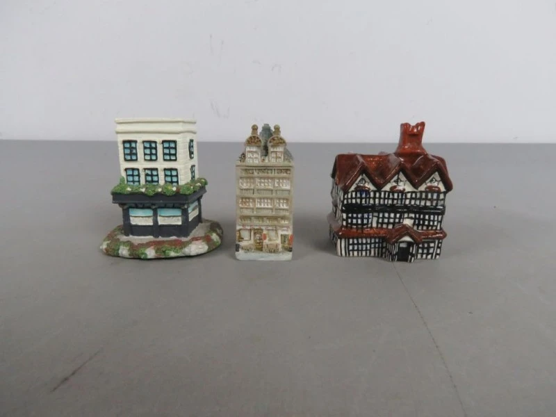 3 Keramieken miniatuur huisjes - foto 11