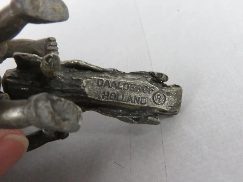 Daalderop miniatuur van een leerlooier - foto 4