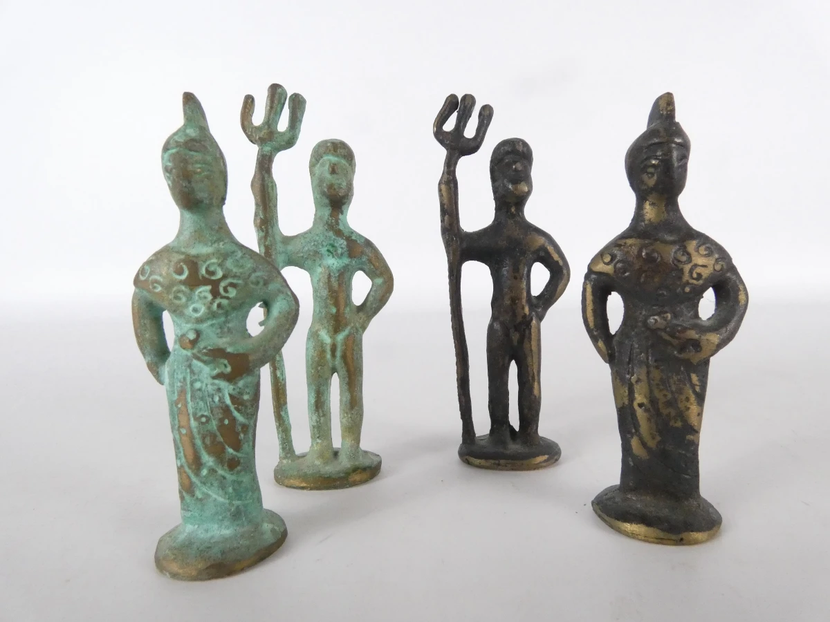Vintage schaakspel met metalen stukken en bord - foto 6