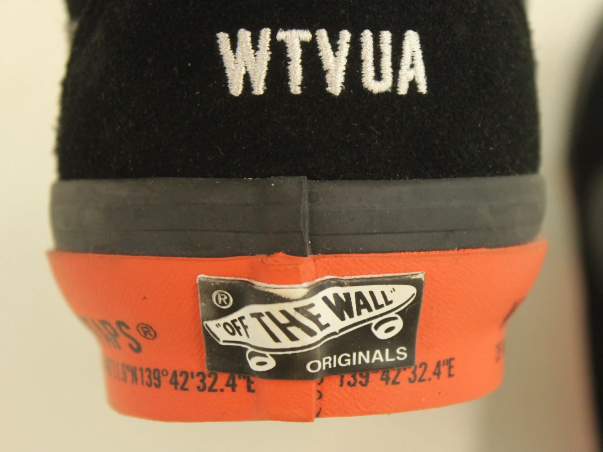 Vans WTAPS zwarte sneakers met oranje zool - maat 40 - foto 5