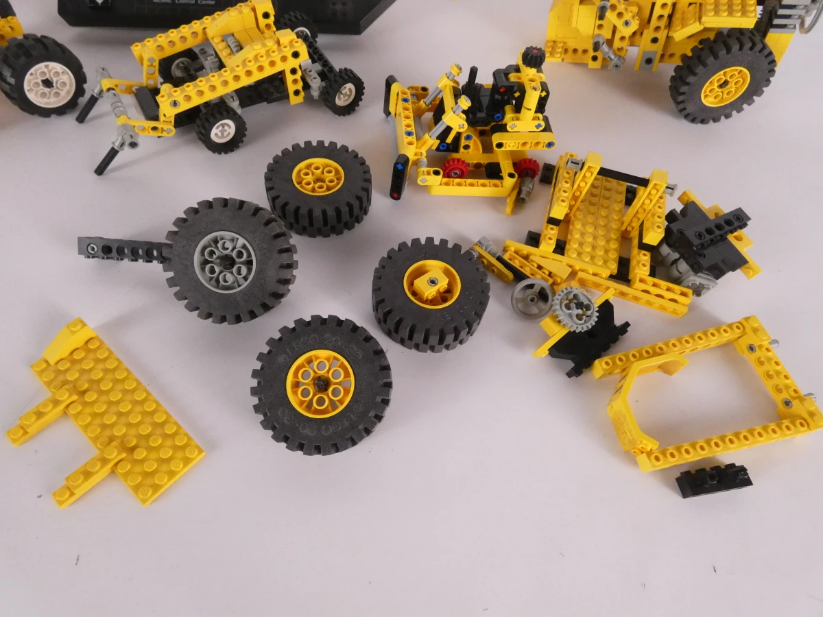 Lego Technic bouwsets met handleidingen en afstandsbediening - foto 6