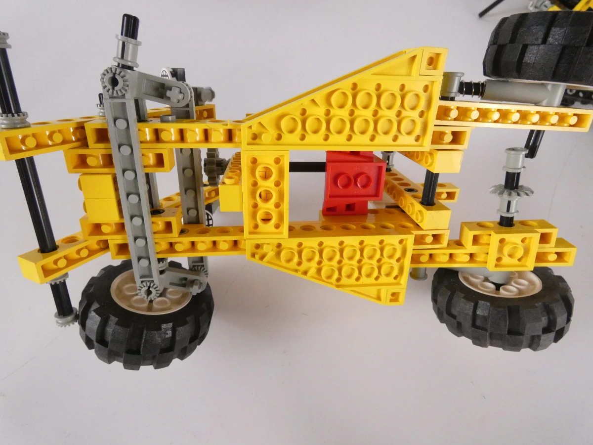 Lego Technic bouwsets met handleidingen en afstandsbediening - foto 9