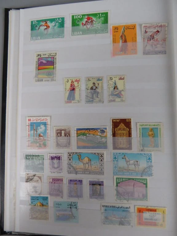 Postzegelverzameling in album - foto 51
