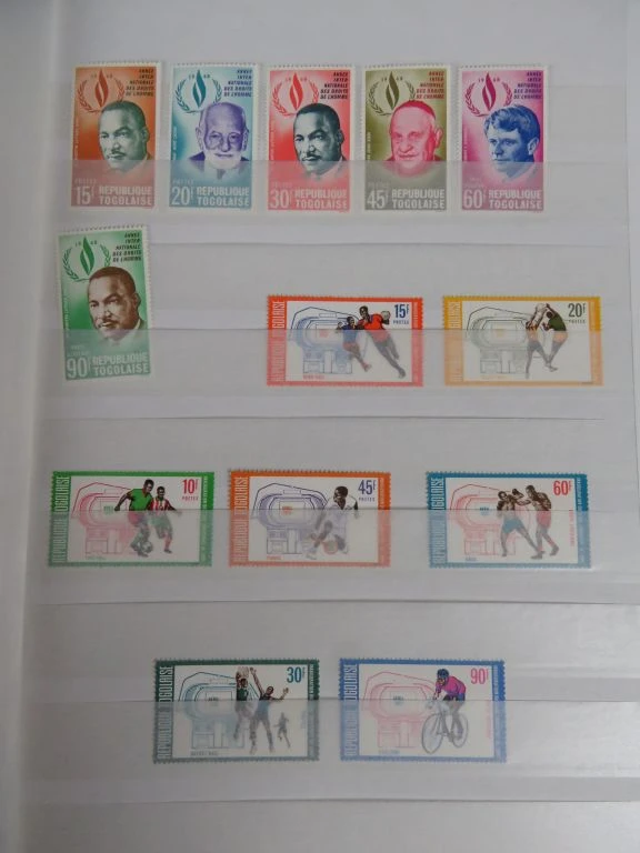 Postzegelverzameling in album - foto 6