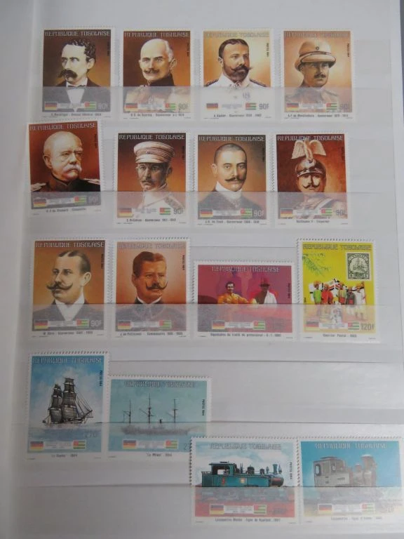 Postzegelverzameling in album - foto 58