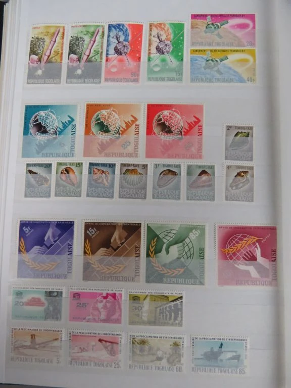 Postzegelverzameling in album - foto 9