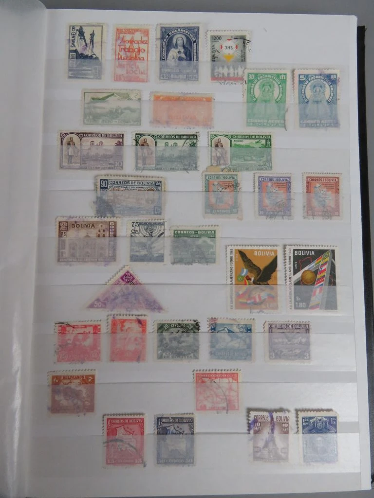 Postzegelverzameling in album - foto 24