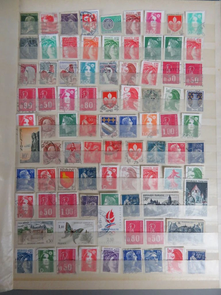 Postzegelverzameling in blauwe map - foto 12