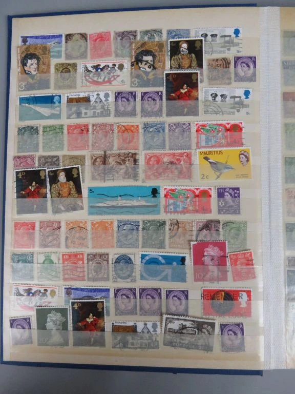Postzegelverzameling in blauwe map - foto 21