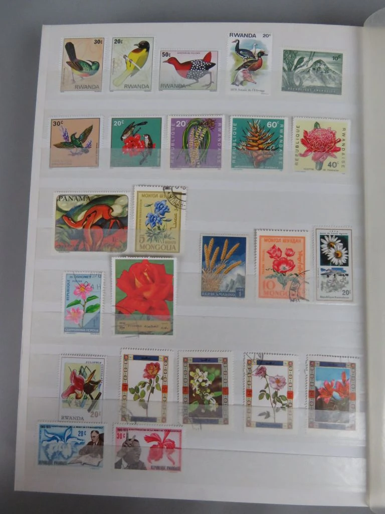 Postzegelverzameling in album - foto 18