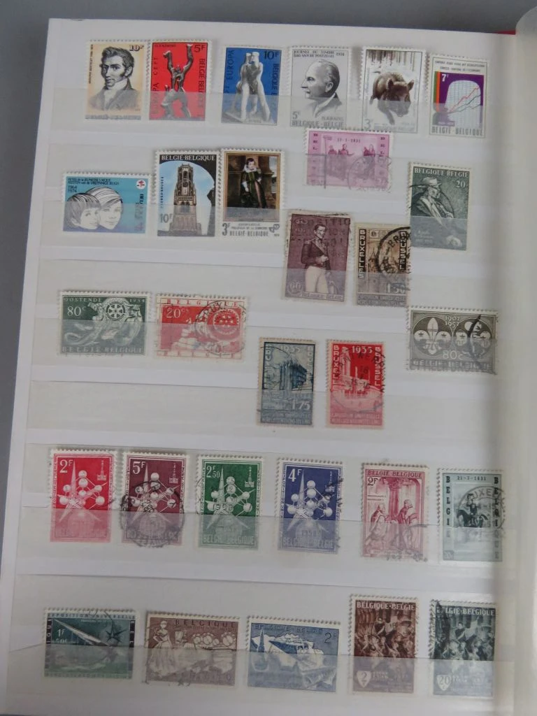 Postzegelverzameling in album - foto 26