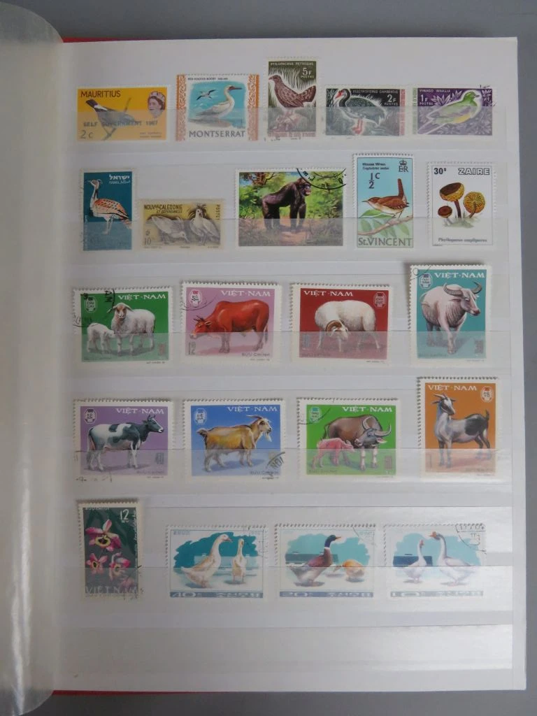 Postzegelverzameling in album - foto 21