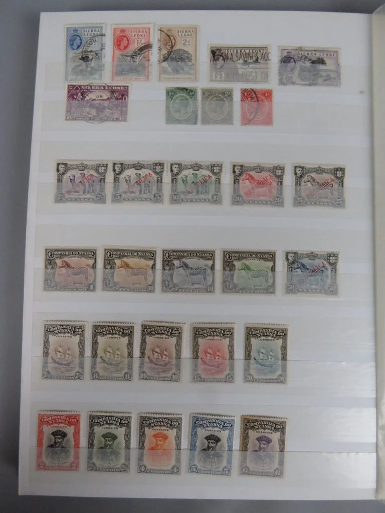 Postzegelverzameling in album - foto 10