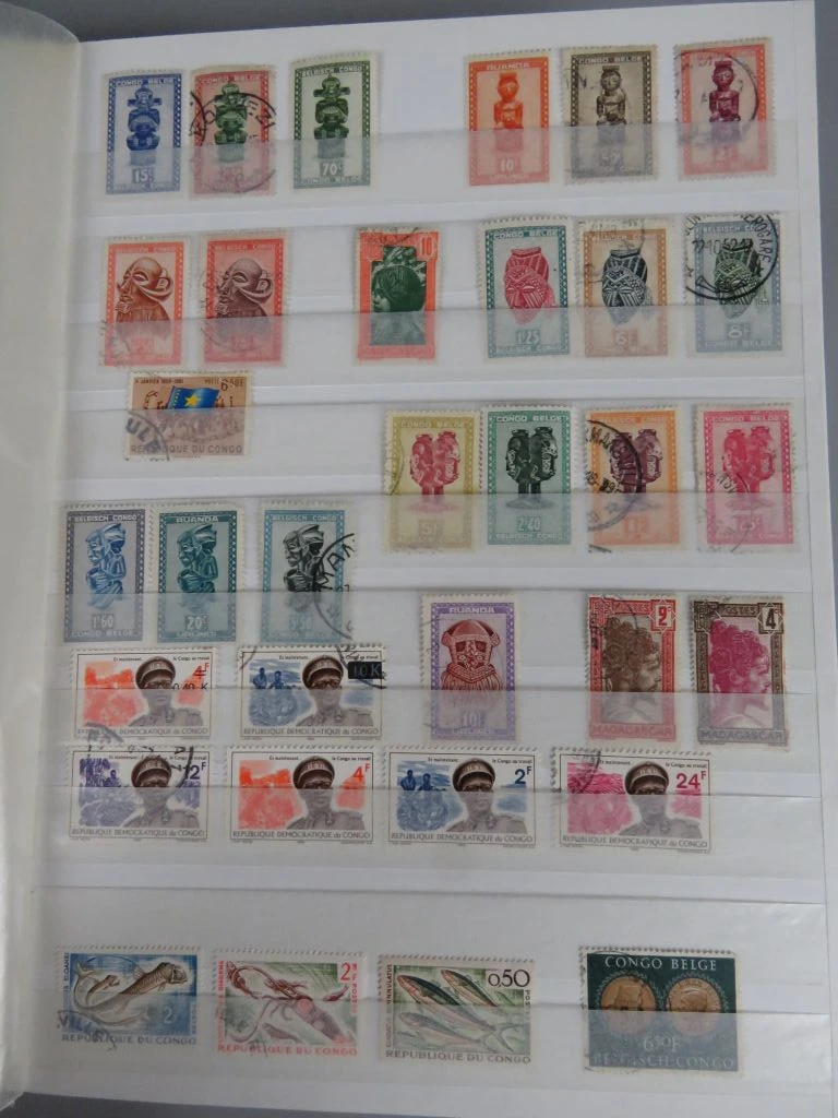 Postzegelverzameling in album - foto 5