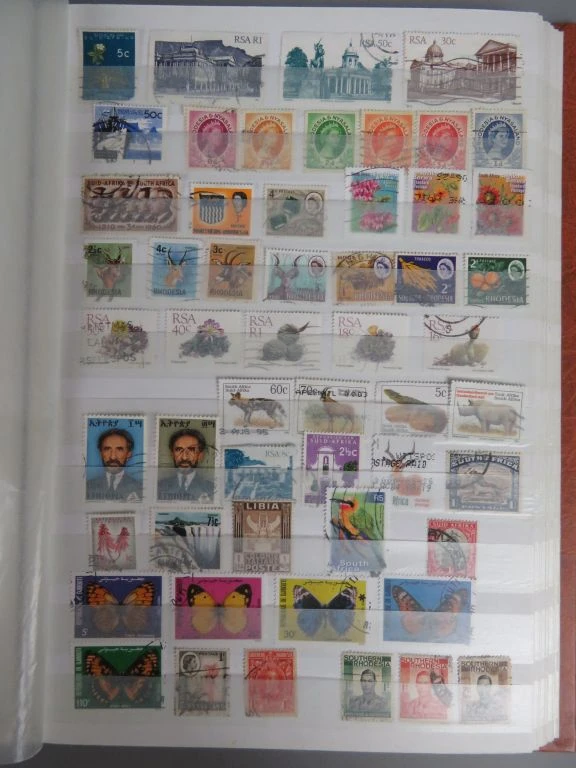 Postzegelverzameling in oranje album - foto 21