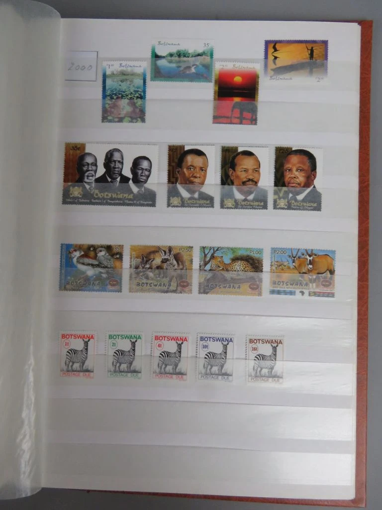 Postzegelverzameling in oranje album - foto 33