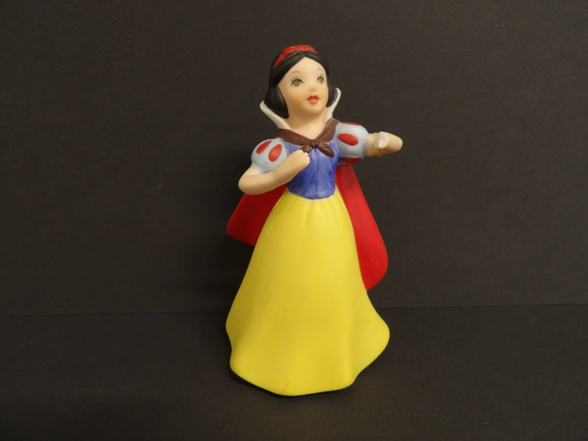 Porseleinen Sneeuwwitje en de zeven dwergen beeldjes - Schmid (Disney) - foto 2