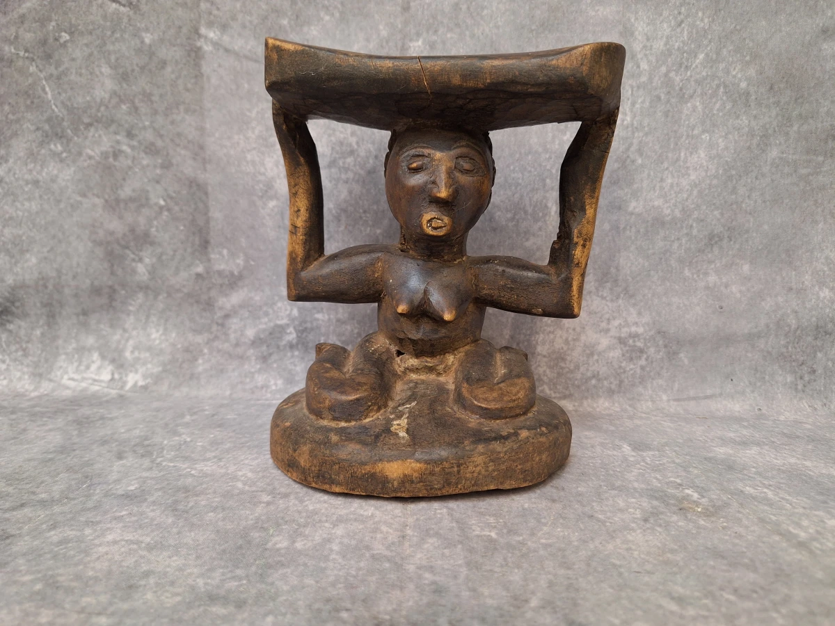Handgesneden Afrikaanse caryatide-hoofdsteun of prestigekruk - Luba/Songye-stijl, Congo - foto 5