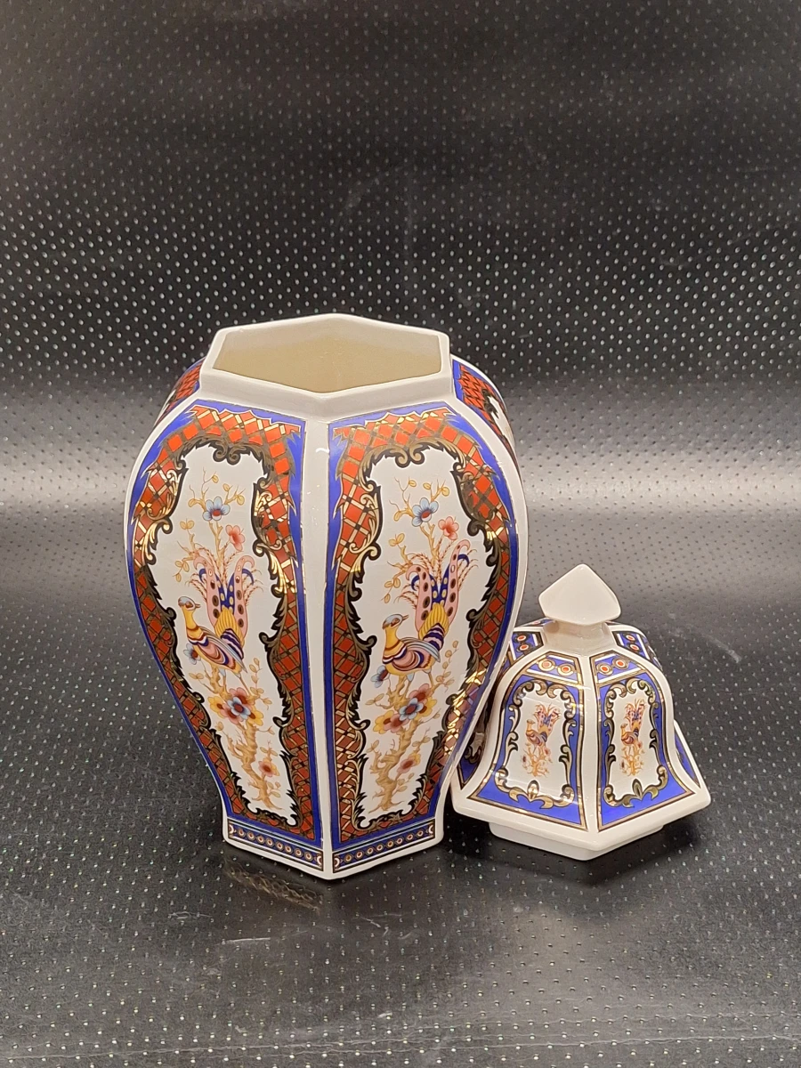 Vintage zeskantige Imari dekselvaas met pauwmotief van B&G - Made in Italy - foto 7