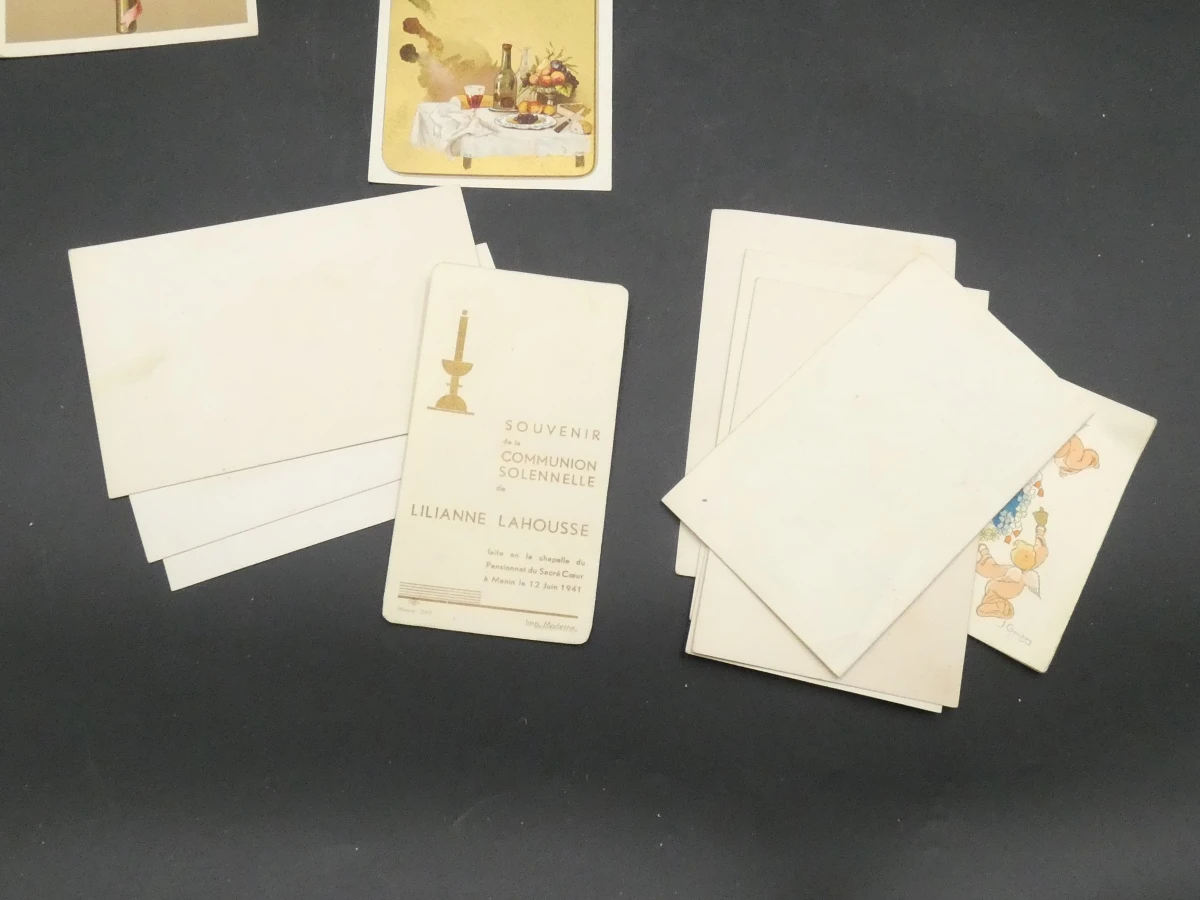 Doos met vintage prentbriefkaarten en wenskaarten - foto 12