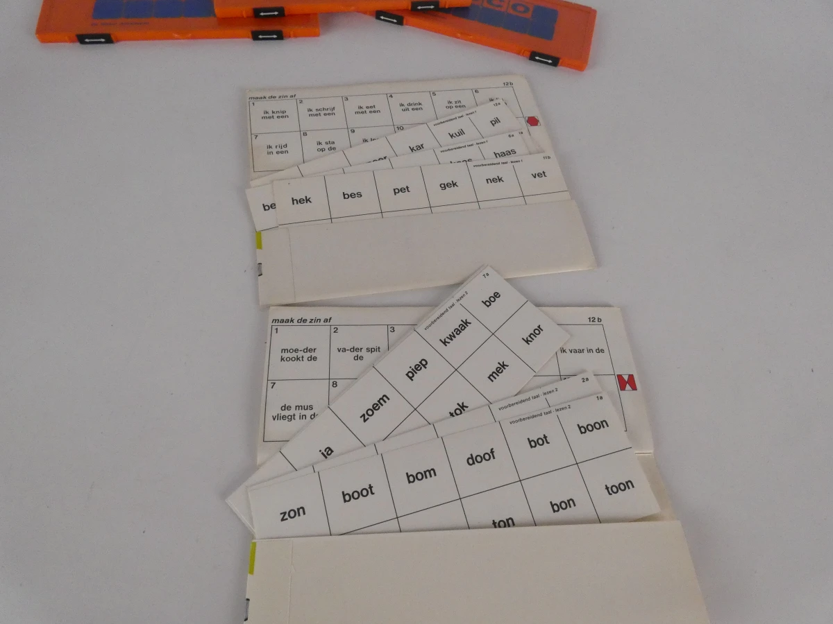 Mini Loco educatief rekenspel met kaarten en doosjes - foto 10