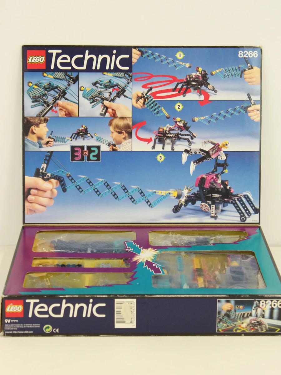 LEGO Technic "Blue Flash Versus The Arachnophob" set - foto 4